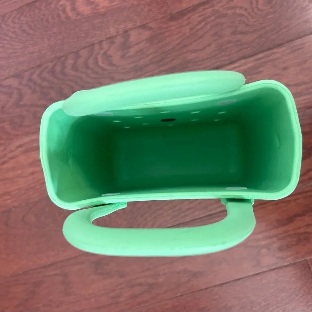 Green Mini Rubber Tote w Removeable "C" EUC - Picture 3 of 4